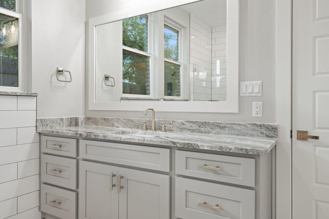 112 Axis LOOP, Georgetown, TX 78628