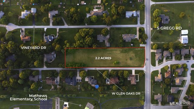 601 S Gregg Road, Nixa, MO 65714