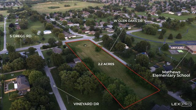 601 S Gregg Road, Nixa, MO 65714