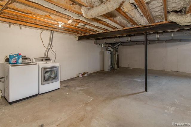 6598 Maple Lakes Drive, West Bloomfield, MI 48322