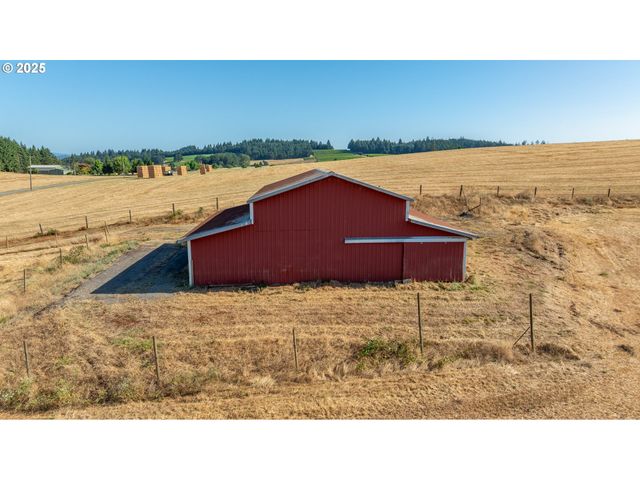 11795 Ne FINN HILL Loop, Carlton, OR 97111
