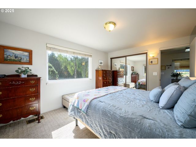 11795 Ne FINN HILL Loop, Carlton, OR 97111