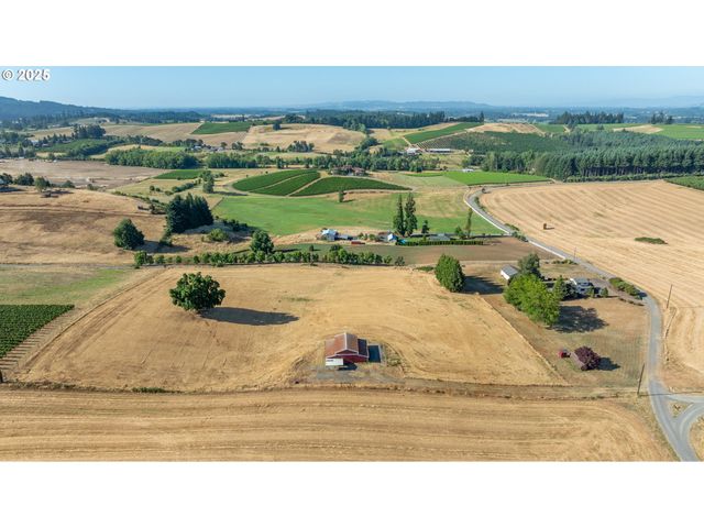11795 Ne FINN HILL Loop, Carlton, OR 97111