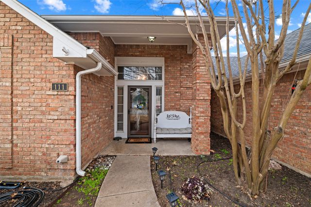 111 Driftwood Lane, Waxahachie, TX 75165