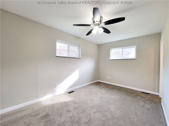 15012 Charleston Road, Kenna, WV 25248