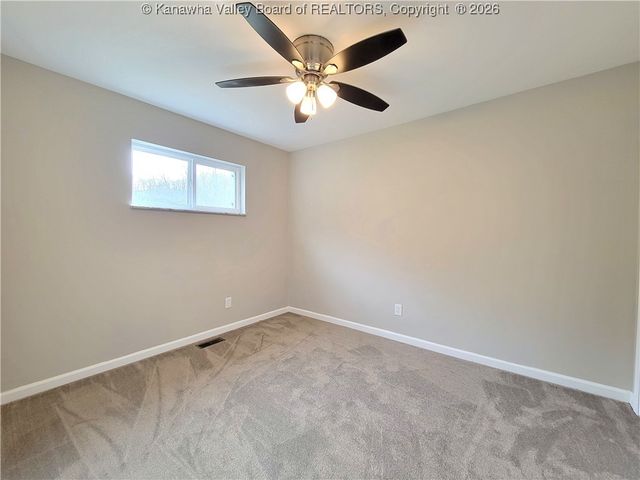 15012 Charleston Road, Kenna, WV 25248