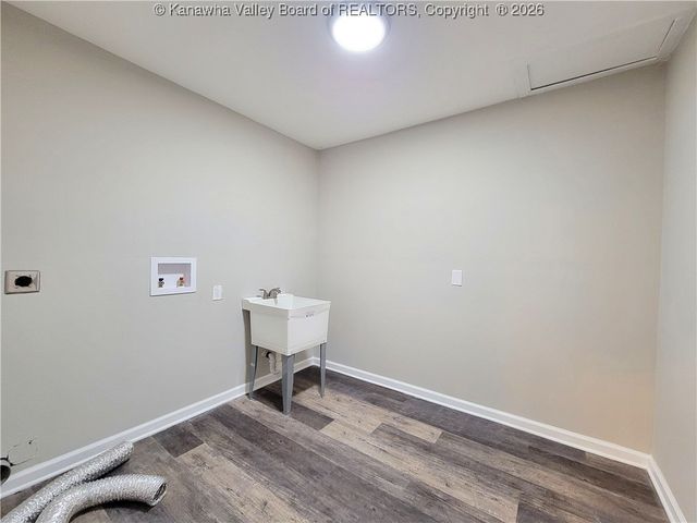 15012 Charleston Road, Kenna, WV 25248