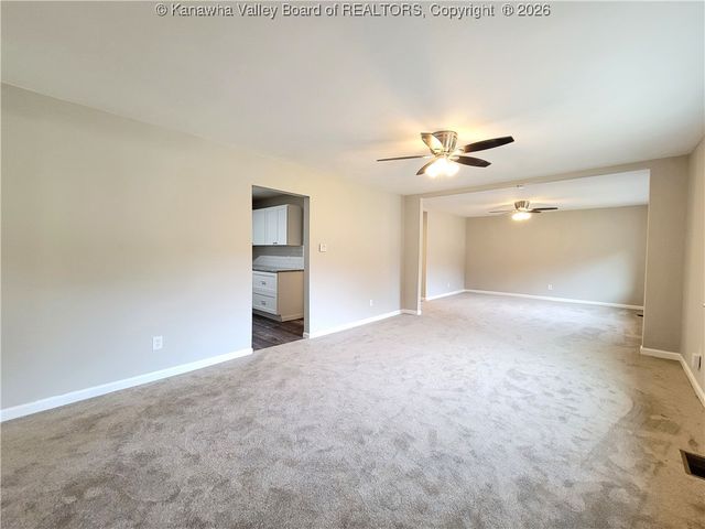 15012 Charleston Road, Kenna, WV 25248