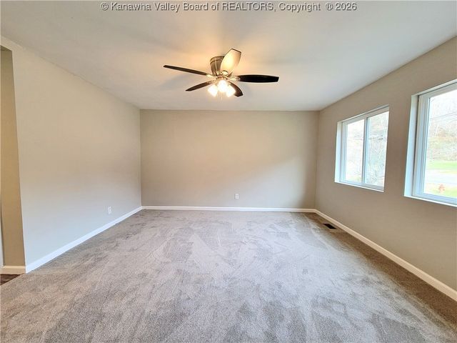 15012 Charleston Road, Kenna, WV 25248