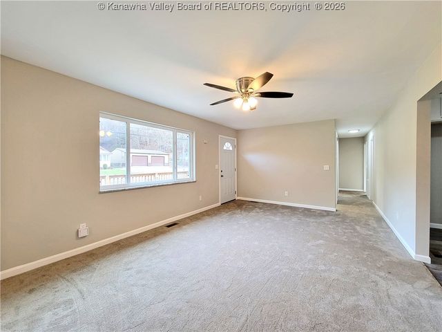 15012 Charleston Road, Kenna, WV 25248