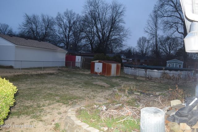 1316 Joni Dr, Louisville, KY 40216