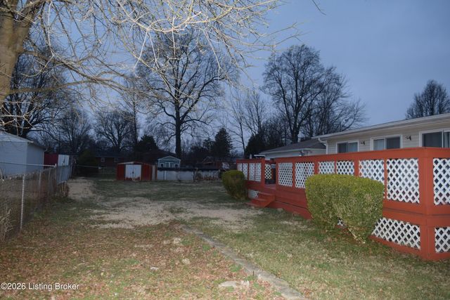 1316 Joni Dr, Louisville, KY 40216