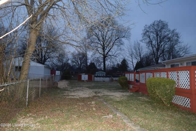 1316 Joni Dr, Louisville, KY 40216