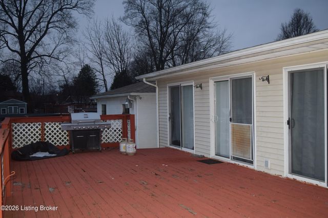 1316 Joni Dr, Louisville, KY 40216