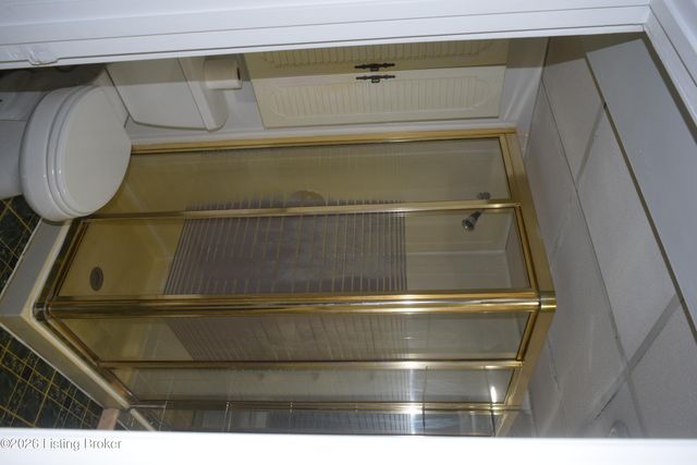 1316 Joni Dr, Louisville, KY 40216