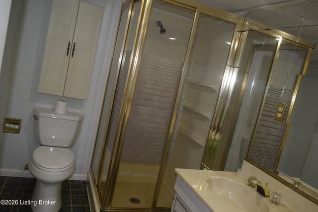 1316 Joni Dr, Louisville, KY 40216