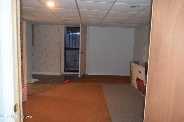 1316 Joni Dr, Louisville, KY 40216