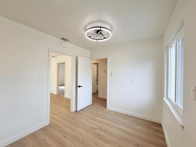 5653 Bradd Way, Sacramento, CA 95822