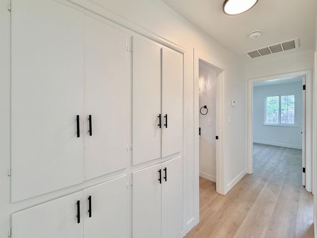 5653 Bradd Way, Sacramento, CA 95822