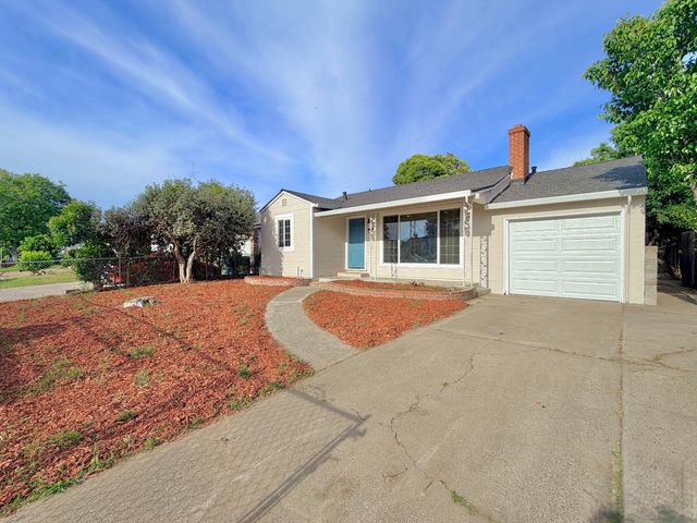 5653 Bradd Way, Sacramento, CA 95822
