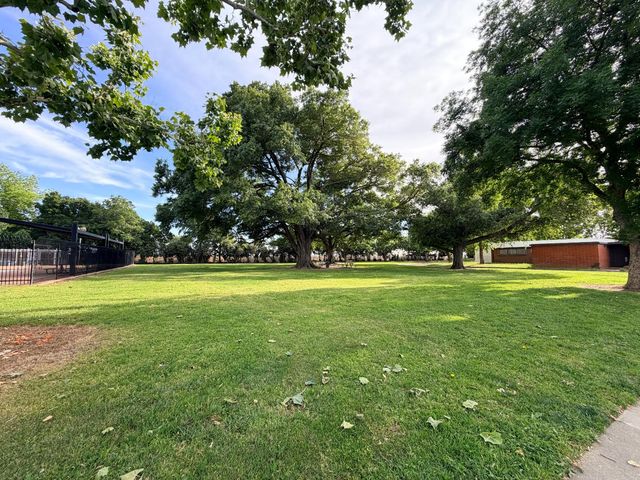 5653 Bradd Way, Sacramento, CA 95822