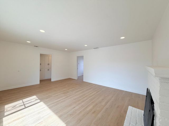 5653 Bradd Way, Sacramento, CA 95822