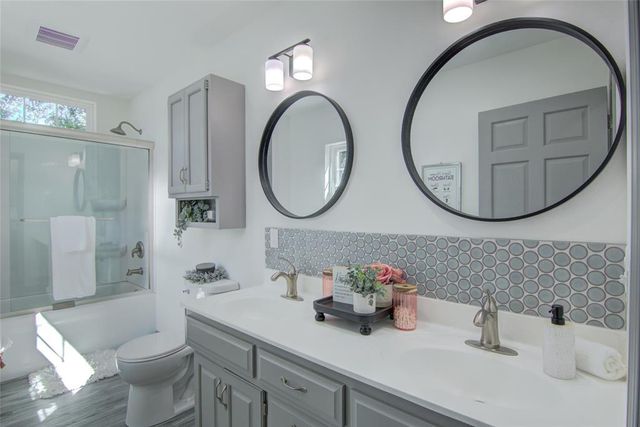 222 W Hawthorn Street, Strum, WI 54770