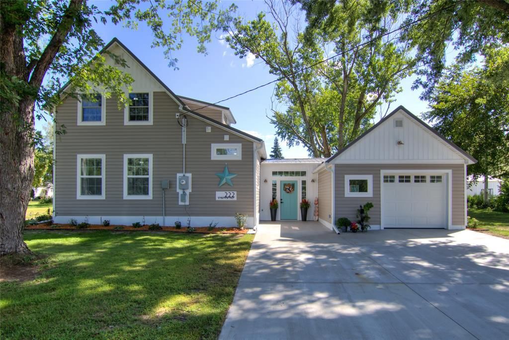 222 W Hawthorn Street, Strum, WI 54770