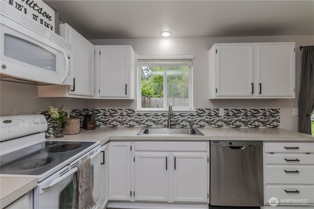 12312 121st Street E, Puyallup, WA 98374