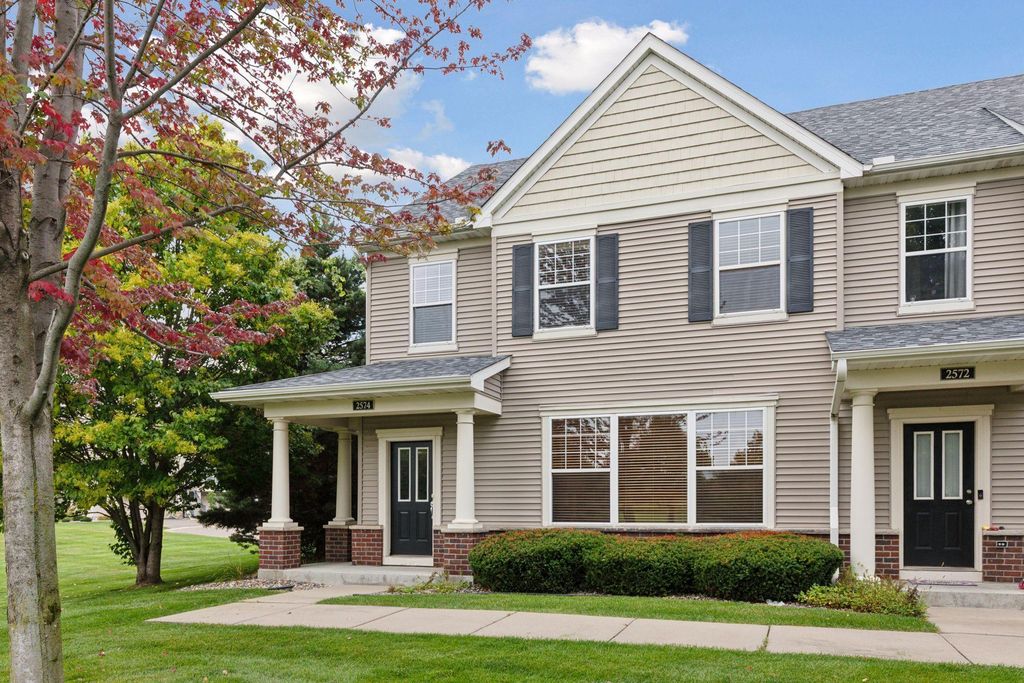 2574 136th Street W 102, Rosemount, MN 55068