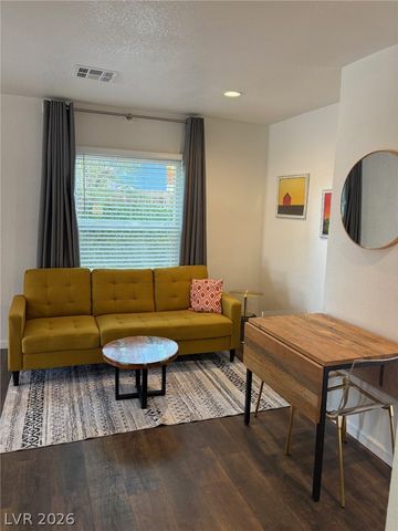 611 Bell Drive, Las Vegas, NV 89101