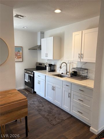 611 Bell Drive, Las Vegas, NV 89101