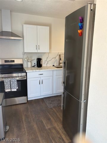 611 Bell Drive, Las Vegas, NV 89101