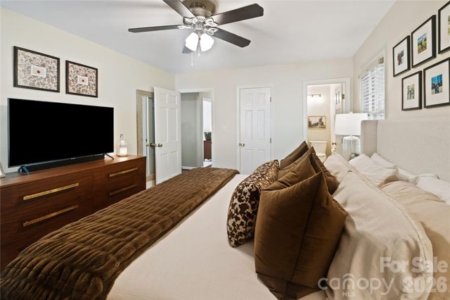 138 Dovershire Road, Charlotte, NC 28270