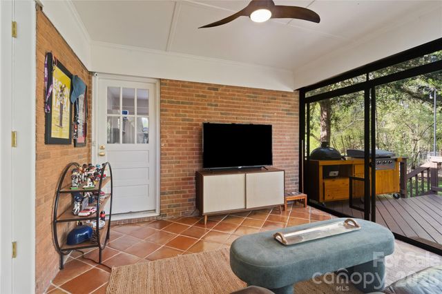 138 Dovershire Road, Charlotte, NC 28270