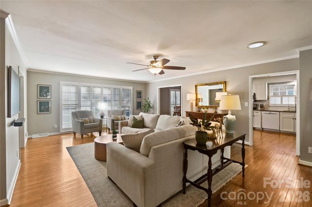 138 Dovershire Road, Charlotte, NC 28270