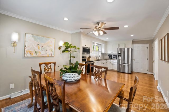 138 Dovershire Road, Charlotte, NC 28270