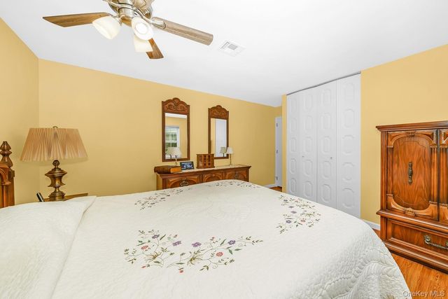 330 Brownfield Drive, Ridge, NY 11961