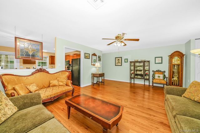 330 Brownfield Drive, Ridge, NY 11961