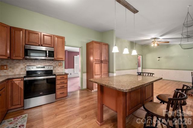 6637 Old Post Road, Charlotte, NC 28212