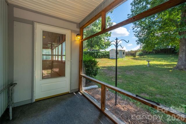 6637 Old Post Road, Charlotte, NC 28212