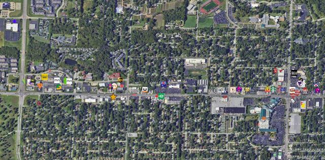 1332 W Sunshine Street, Springfield, MO 65807