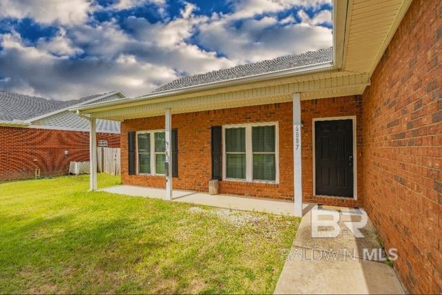 6887 Crimson Ridge Street, Gulf Shores, AL 36542