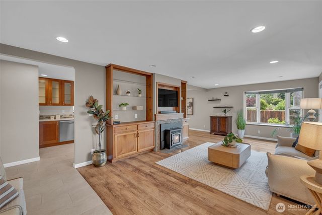 2102 15th Avenue, Milton, WA 98354