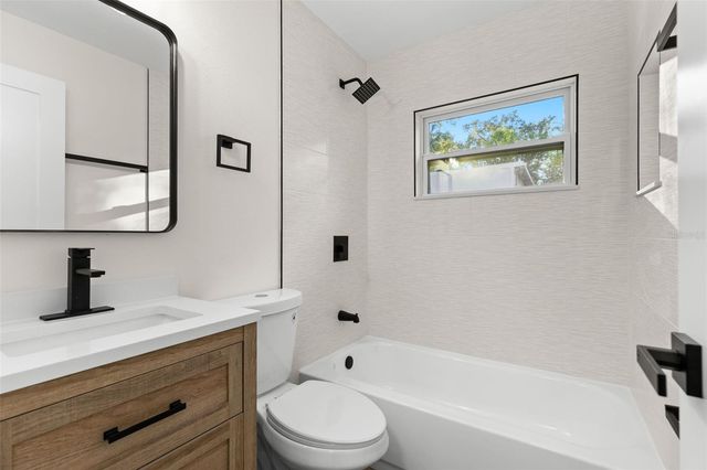 10202 N 25TH STREET, Tampa, FL 33612