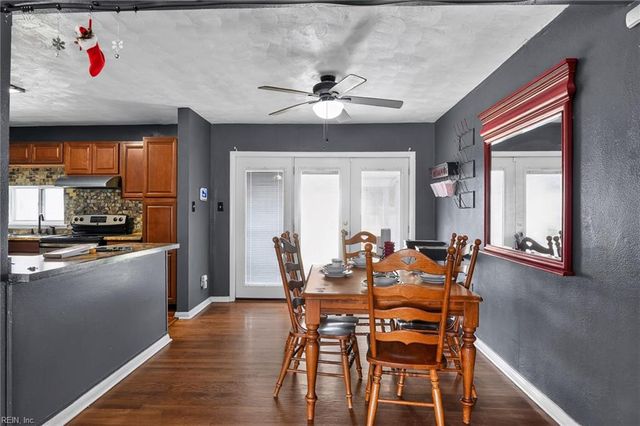 480 Pepper Mill LN, Norfolk, VA 23502