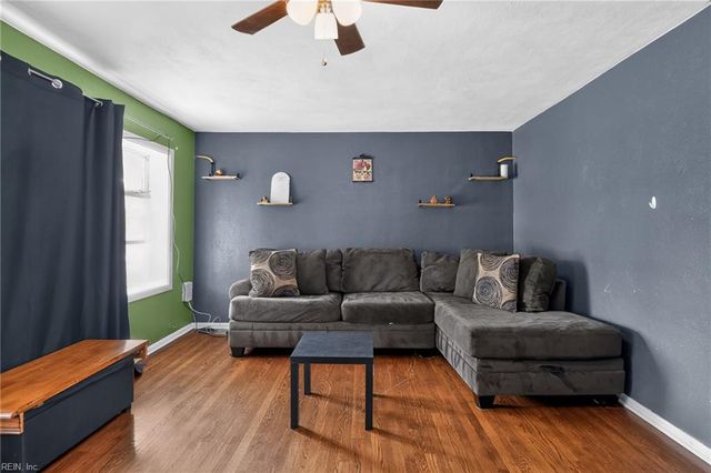 480 Pepper Mill LN, Norfolk, VA 23502