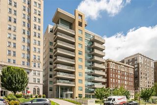 4545 Lindell Boulevard 14, St Louis, MO 63108