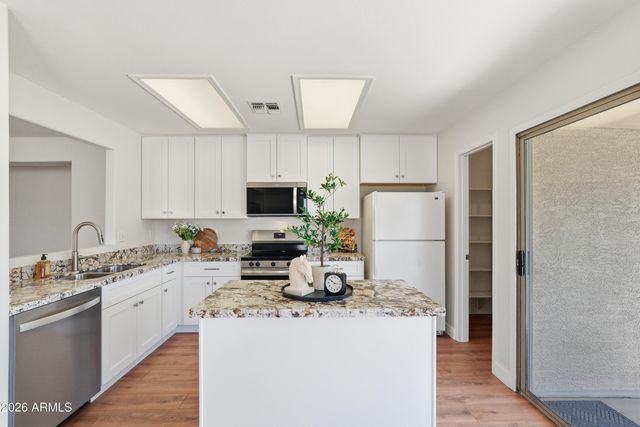 1007 S SLATER Circle, Mesa, AZ 85206