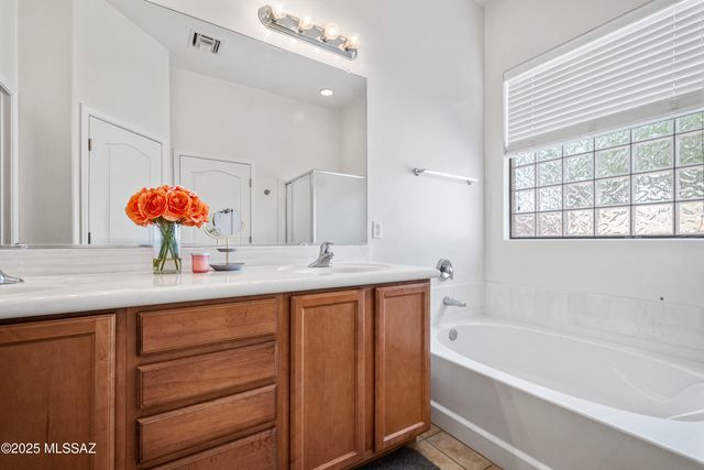 10613 S Miramar Canyon Pass, Vail, AZ 85641